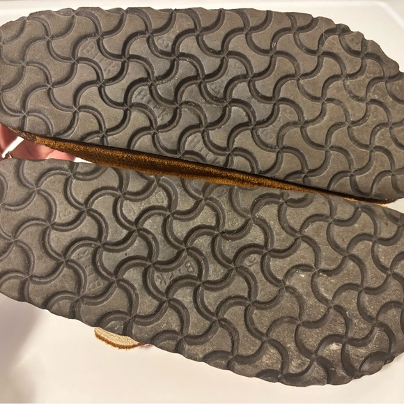 Birkenstock Brown Suede Shearling Clogs - Picture 6 of 6